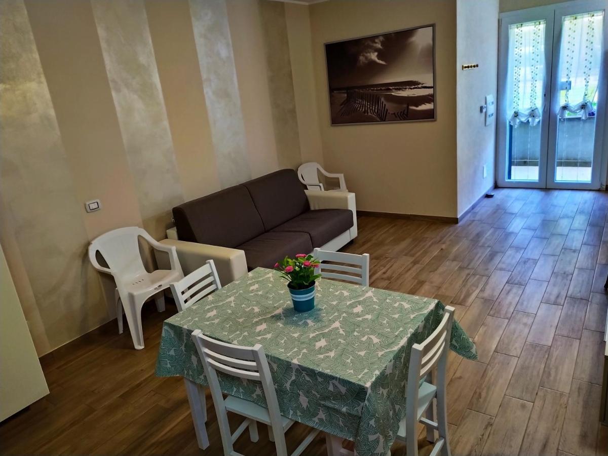 Marino Apartments 莱万托 外观 照片