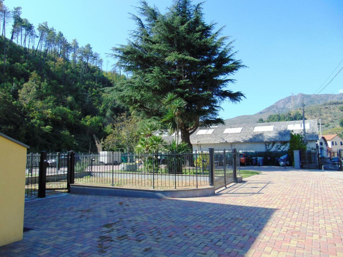 Marino Apartments 莱万托 外观 照片